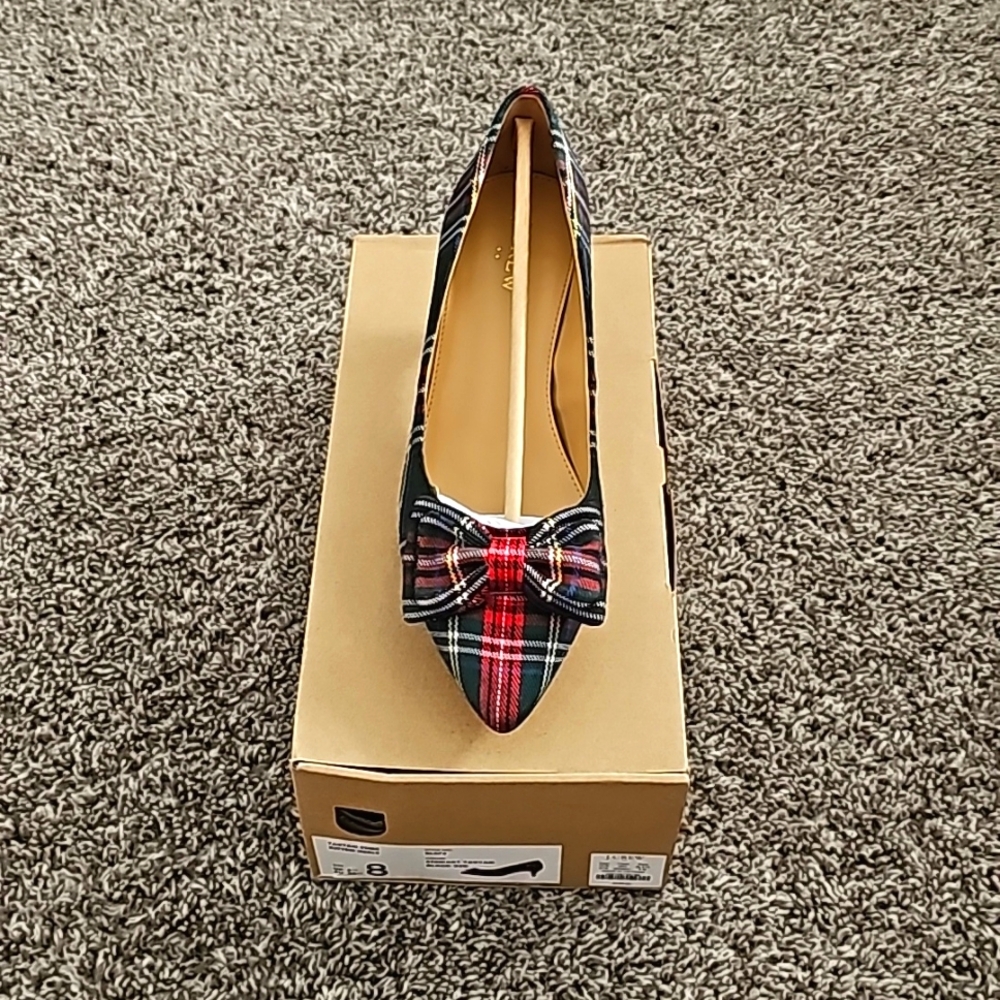J. Crew kitten heels, red and green size 8